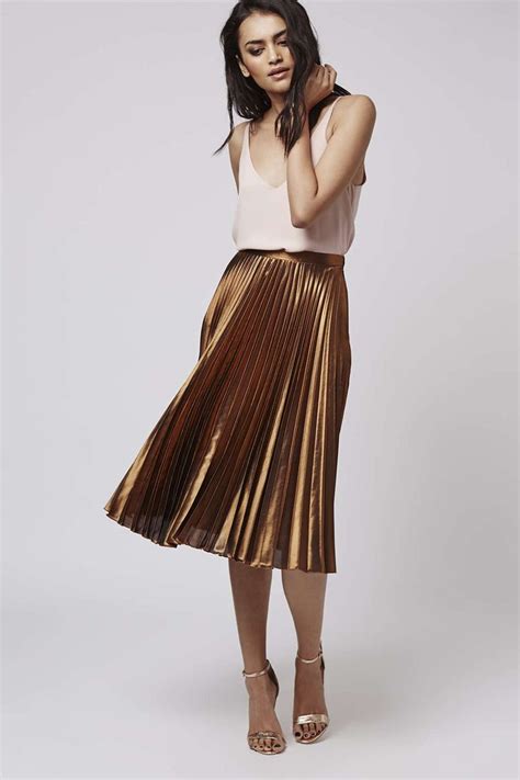 pleated midi skirt pattern.